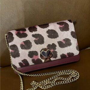 💜 Kate Spade Leopard Print Crossbody Bag with Chain 💜